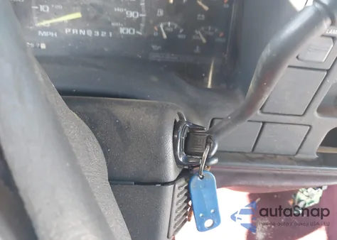 1995 Chevrolet Gmt-400 C1500 z USA, uszkodzony, nr VIN 2GCEC19K3S1305202